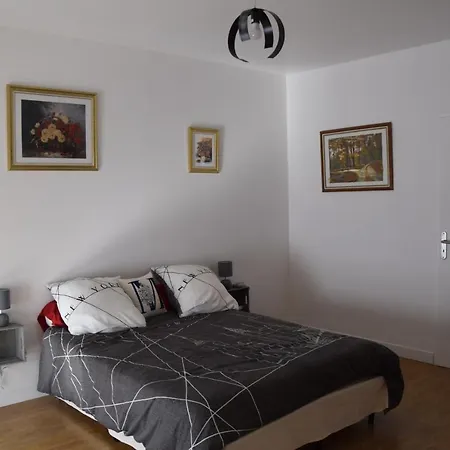 Les 2 Chenes Apartment *